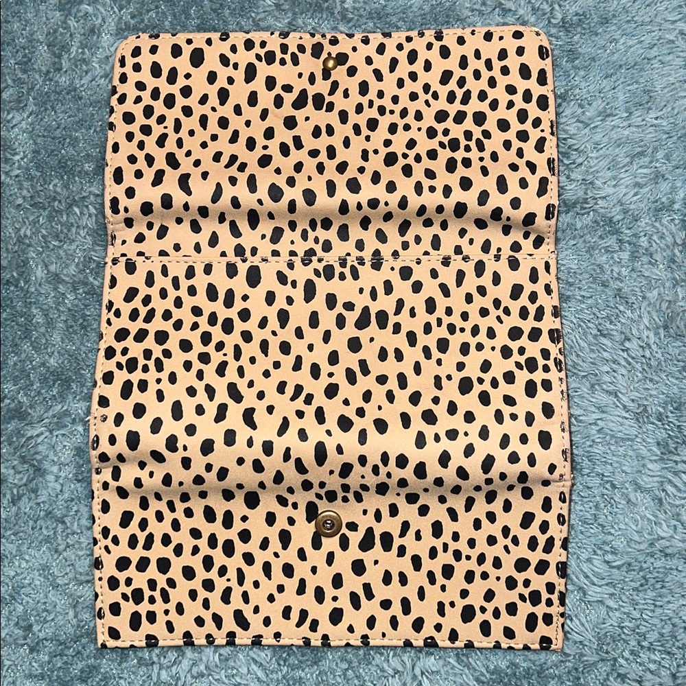 Universal Thread Leopard Card Holder & Wallet Bun… - image 3